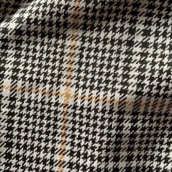 Mock neck long sleeve - Picture 3 of 3